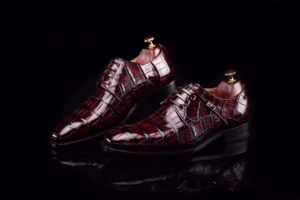 Lace-Up Shoes In Wine Red Crocodile Skin Leather - Image 9