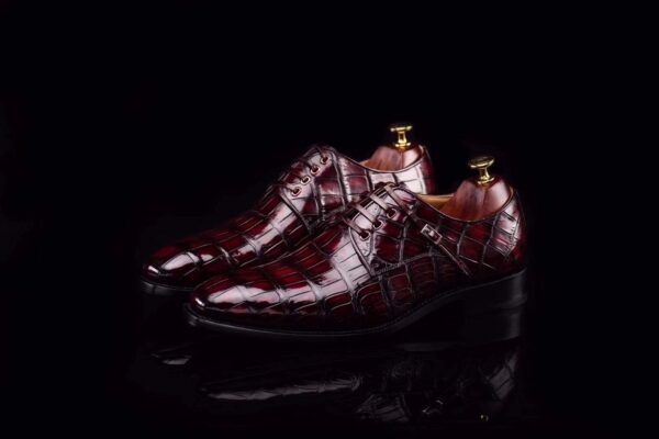 Lace-Up Shoes In Wine Red Crocodile Skin Leather - Image 8