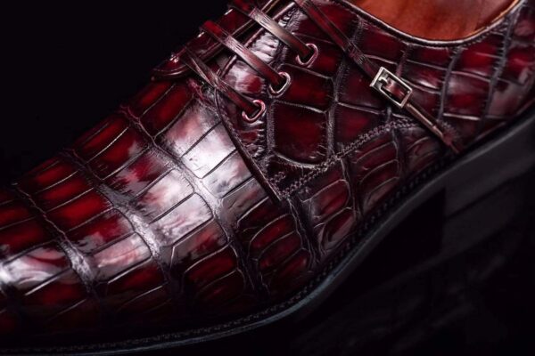 Lace-Up Shoes In Wine Red Crocodile Skin Leather - Image 5