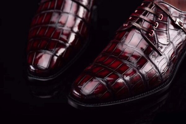 Lace-Up Shoes In Wine Red Crocodile Skin Leather - Image 7