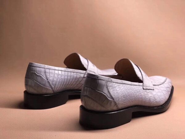 Light Grey Men's Crocodile Leather Loafers,Slip-Ons Diving Shoes, Penny Loafers Shoes - Image 4