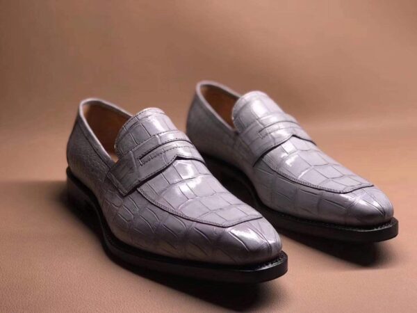 Light Grey Men's Crocodile Leather Loafers,Slip-Ons Diving Shoes, Penny Loafers Shoes - Image 3